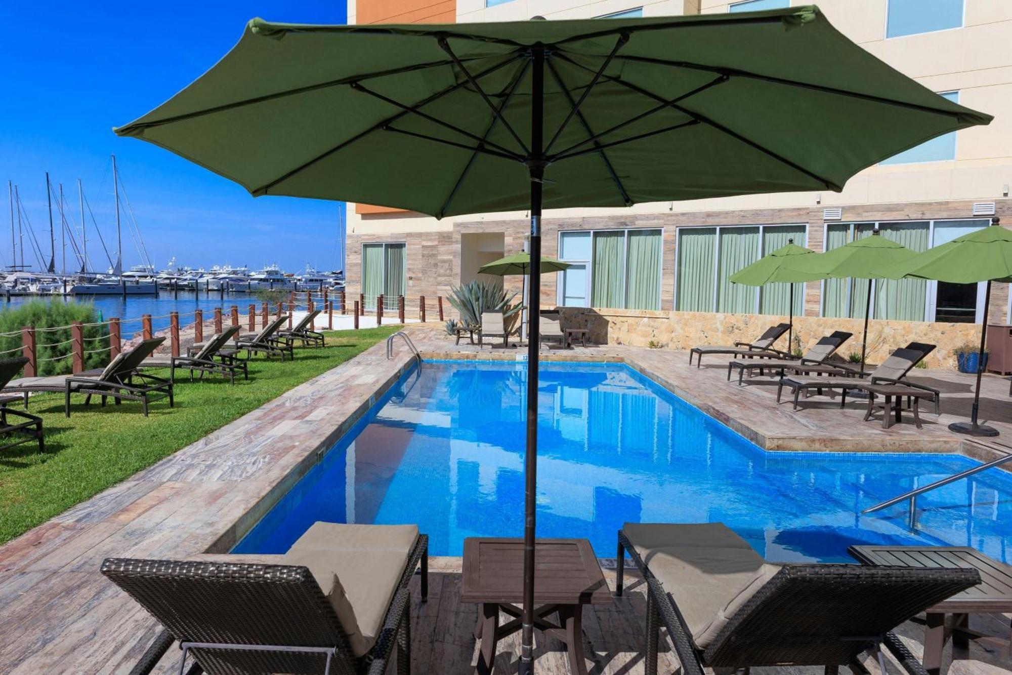 מלון Courtyard By Marriott La Paz Baja California Sur מראה חיצוני תמונה