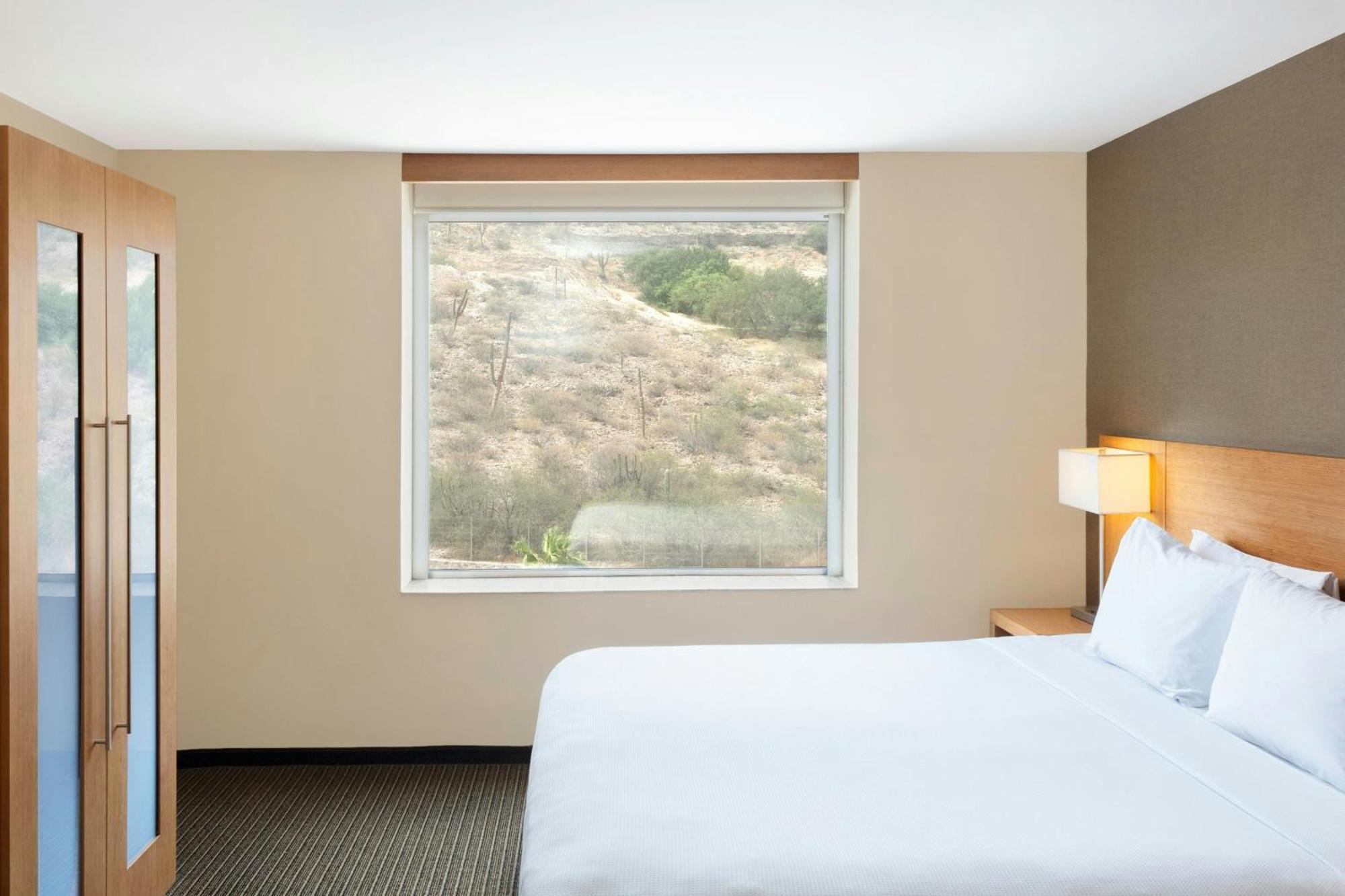מלון Courtyard By Marriott La Paz Baja California Sur מראה חיצוני תמונה